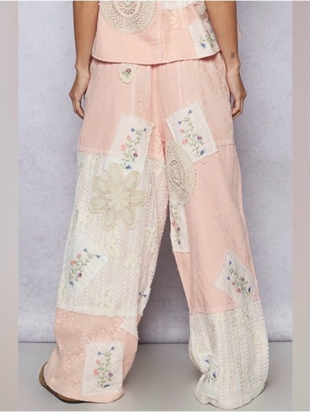 POL Peach Wide-Leg Patchwork Pants - Picture 2 of 3